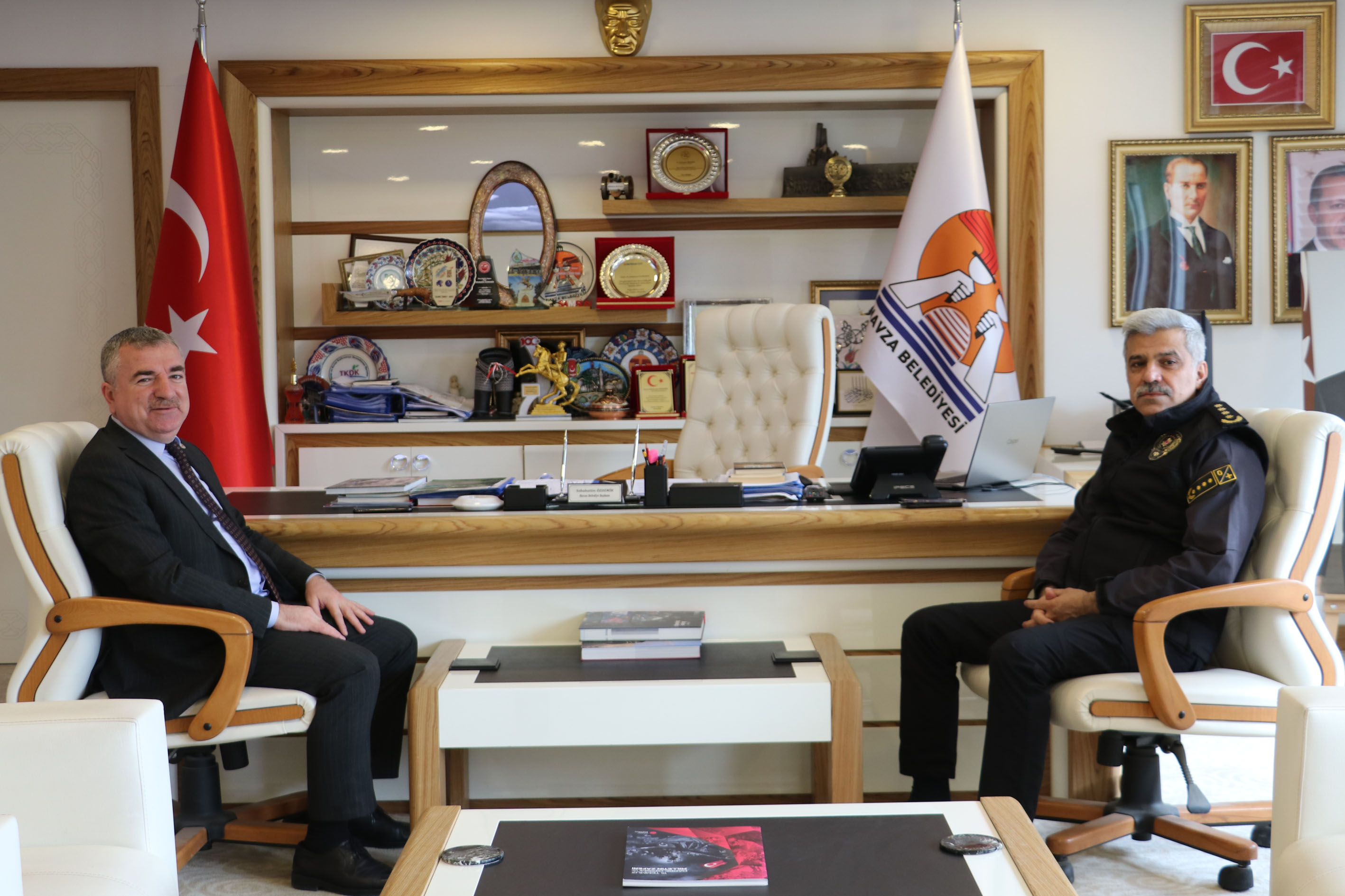 İl Emniyet Müdürü Özen’den Havza Belediye Başkanı Özdemir’e ziyaret
