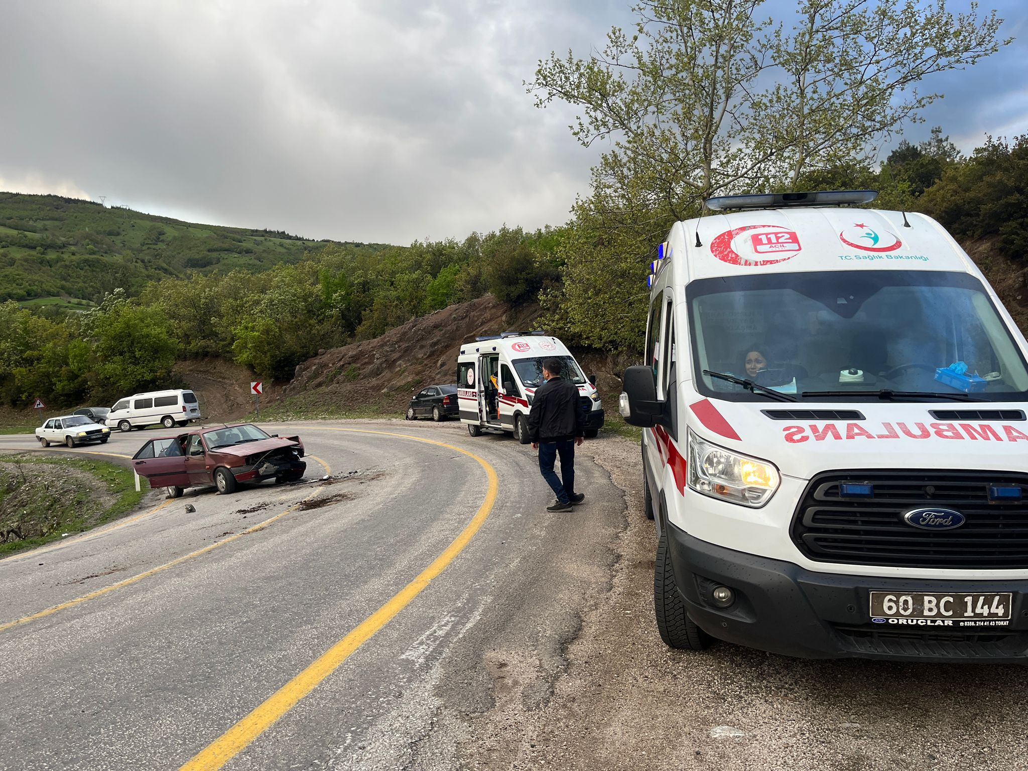 Tokat’ta 2 otomobilin çarpıştığı kazada 7 kişi yaralandı