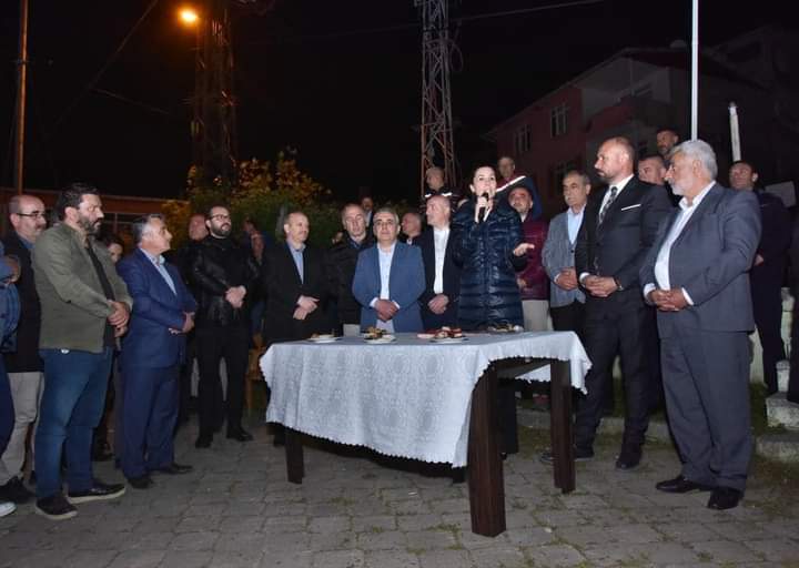AK Parti Genel Başkan Yardımcısı Samsun Milletvekili ve Adayı Çigdem KARAASLAN Asarağaçta hemşerileriyle buluştu.