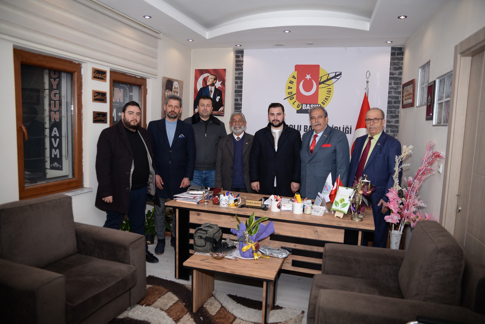 Samsun Ak Parti milletvekili adayı Mücahhit YILMAZ ABB Derneğini ziyaret etti.