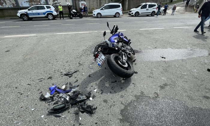 Ordu’da motosiklet ile otomobilin çarpışması sonucu 2 kişi yaralandı