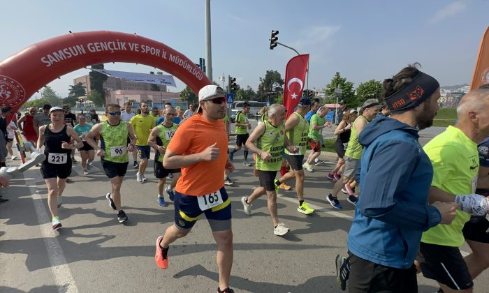 Samsun’da 19 Mayıs Yarı Maratonu başladı