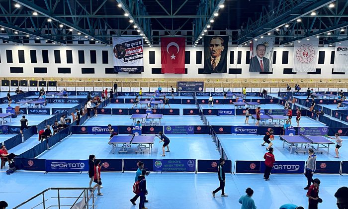 Yıldızlar ve Gençler Masa Tenisi Ferdi Türkiye Şampiyonası, Samsun’da başladı