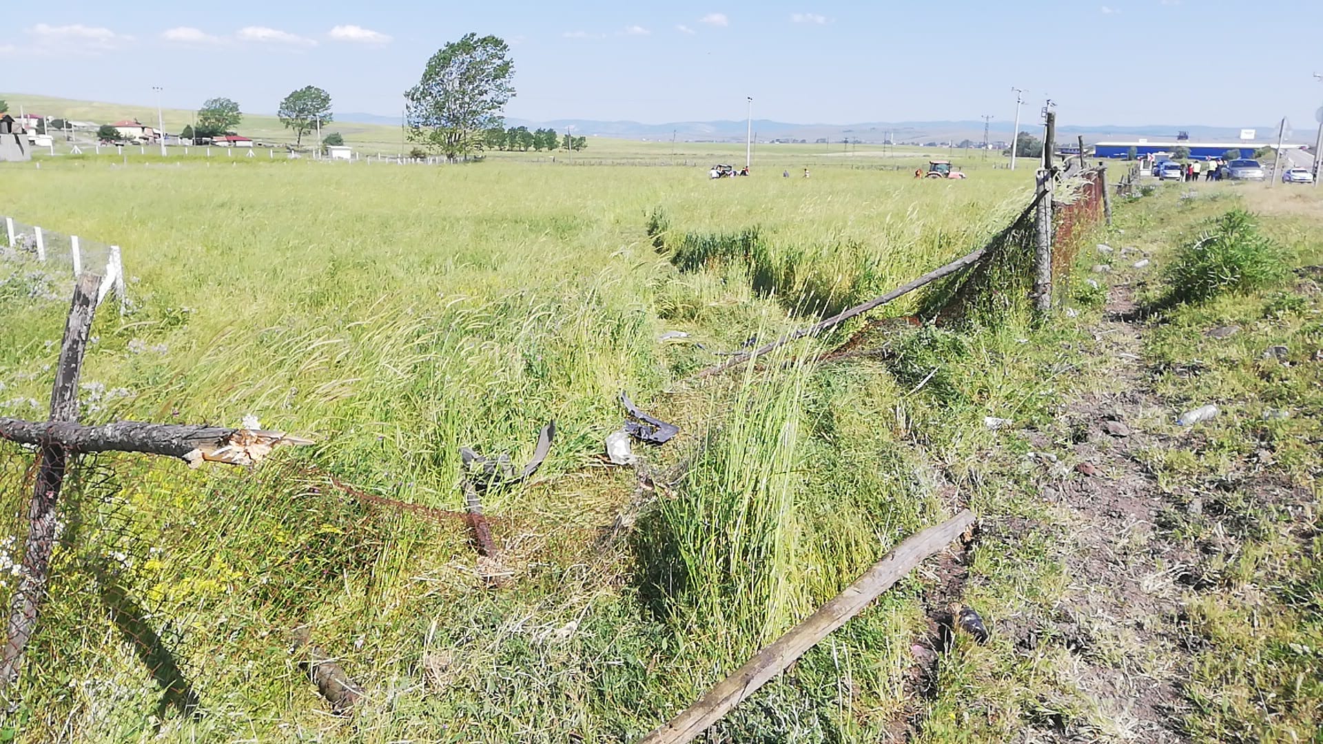 Bolu’da otomobilin çarptığı çitin parçası vücuduna saplanan sürücü ağır yaralandı