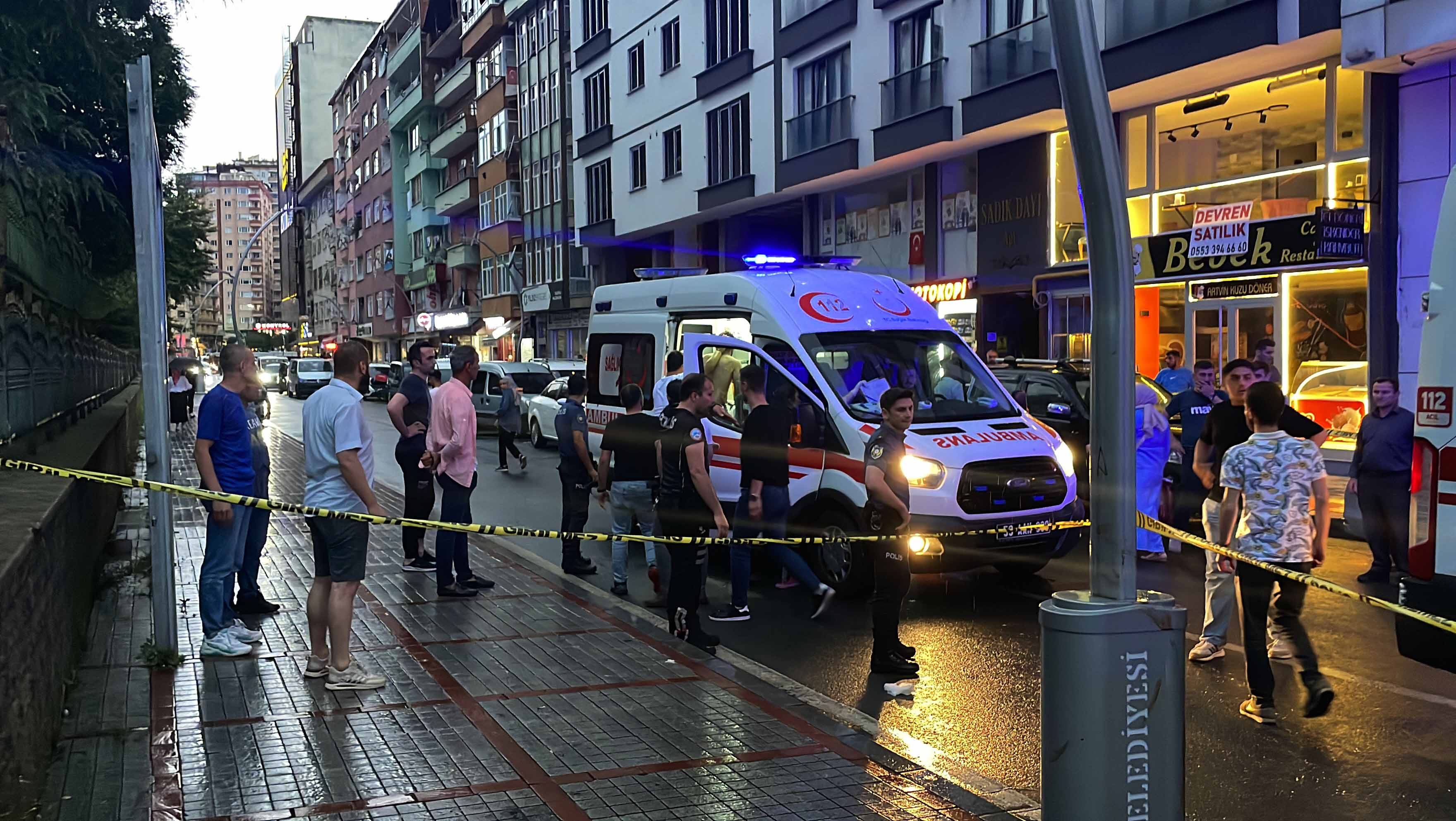 Rize’de bıçaklı kavgada 1 kişi öldü, 2 kişi yaralandı