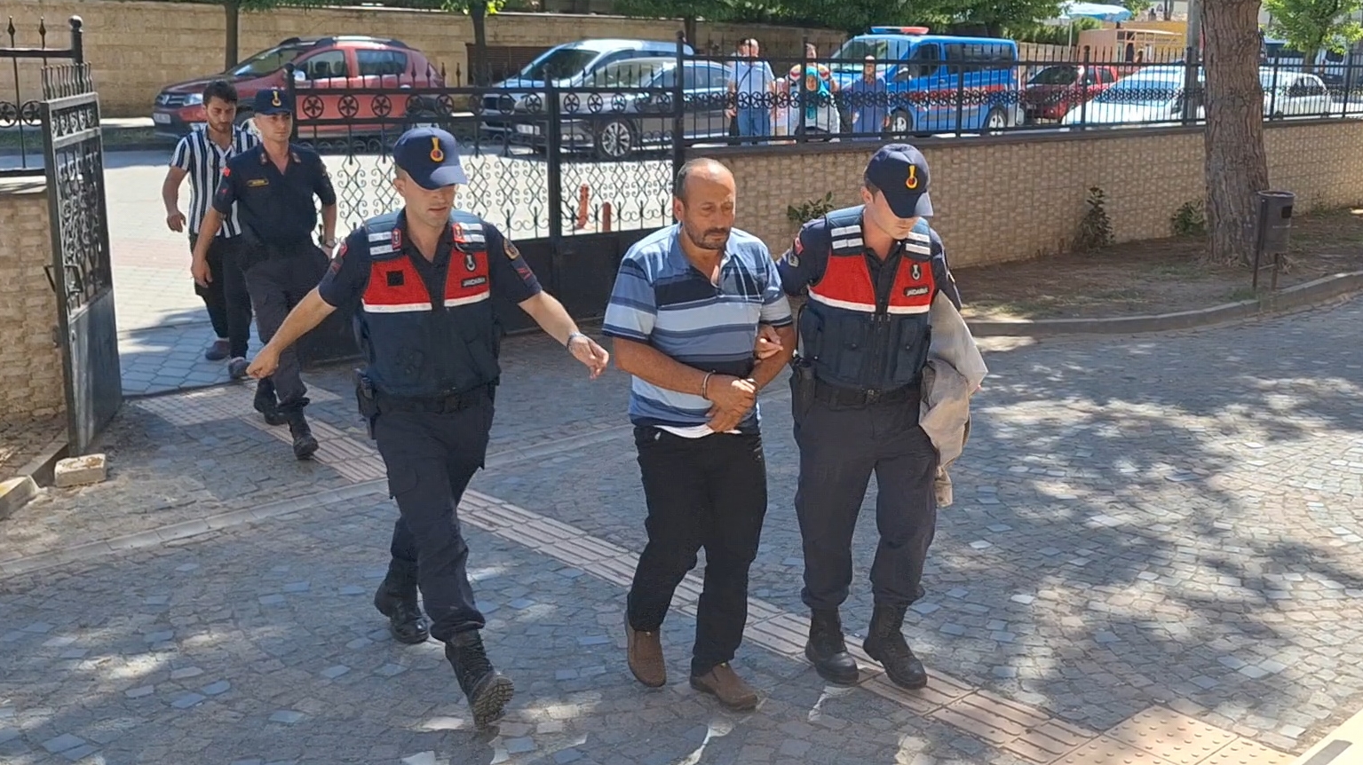Samsun’da 5 kişinin yaralandığı silahlı kavgayla ilgili 2 şüpheli yakalandı