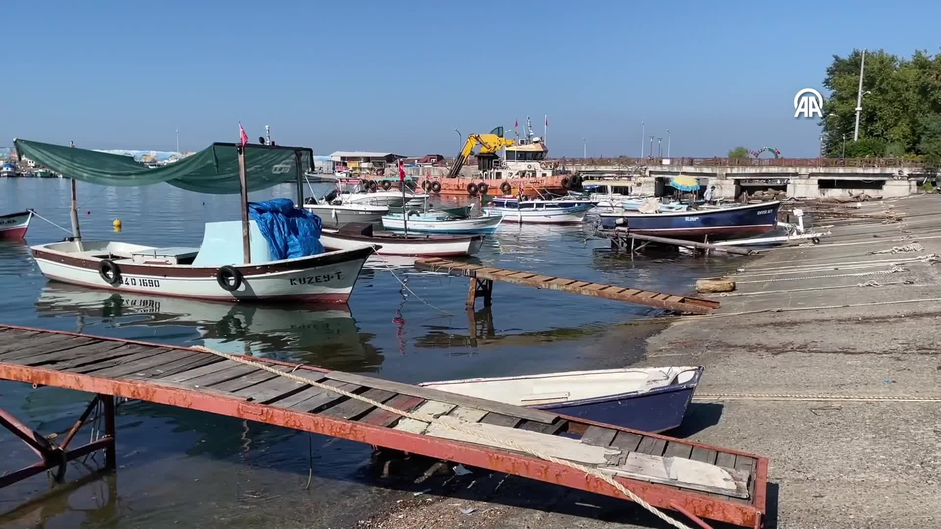 Balıkçı “Ramiz dayı” ilerleyen yaşına rağmen denizden kopamıyor
