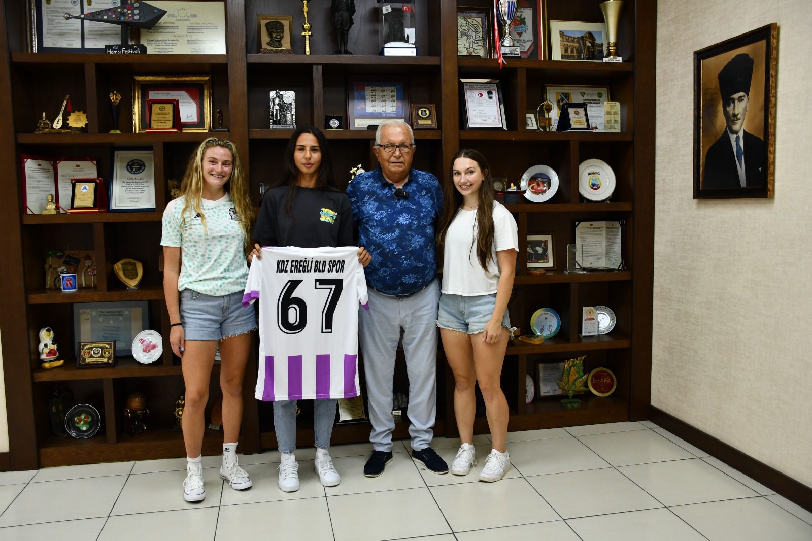 Karadeniz Ereğli Belediyespor Kadın Futbol Takımı kadrosuna 3 oyuncu kattı