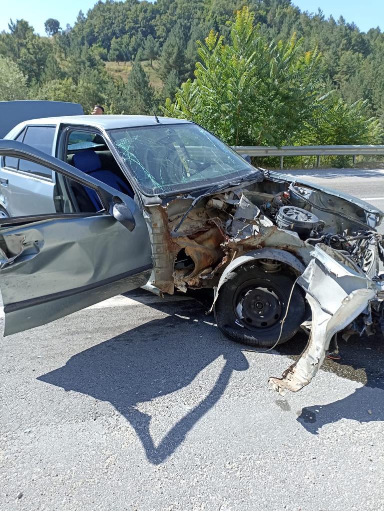 Samsun’da otomobilin tıra çarptığı kazada 1 kişi öldü, 1 kişi yaralandı