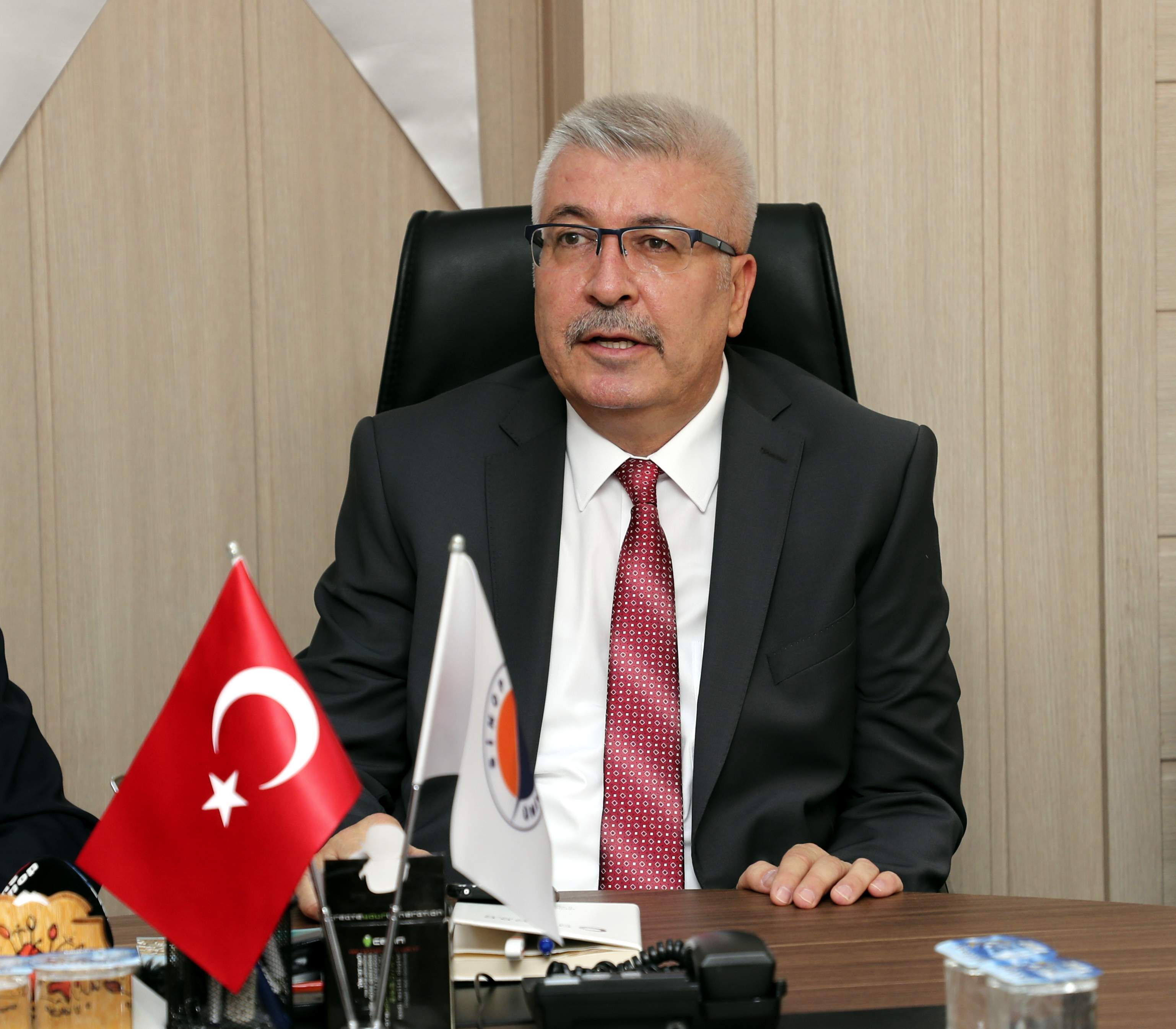 Sinop Üniversitesi Rektörü Prof. Dr. Şakir Taşdemir görevi devraldı