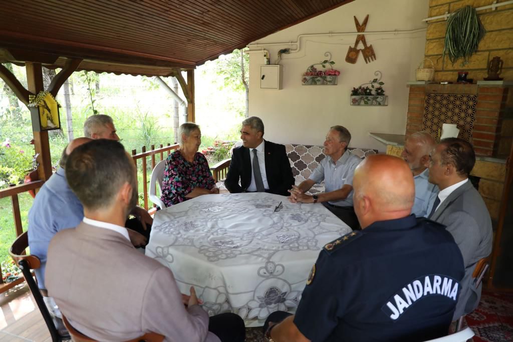 Vali Aslan, 15 Temmuz şehidi Emniyet Müdürü Ufuk Baysan’ın mezarını ziyaret etti