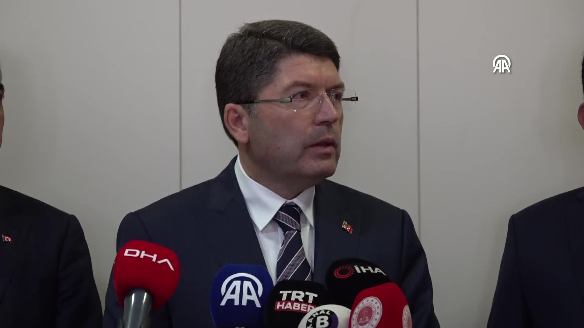 Adalet Bakanı Tunç, Zonguldak’ta gazetecilerin sorularını yanıtladı: