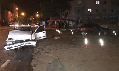 Amasya’da iki otomobilin çarpıştığı kazada 2 kişi yaralandı