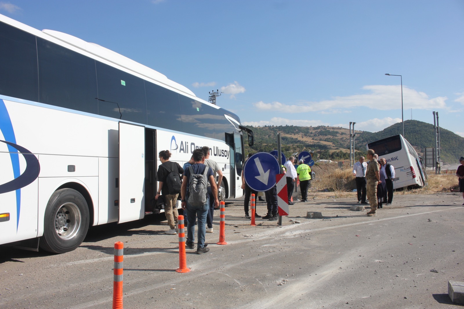Amasya’da yoldan çıkıp savrulan yolcu otobüsündeki 1 kişi yaralandı