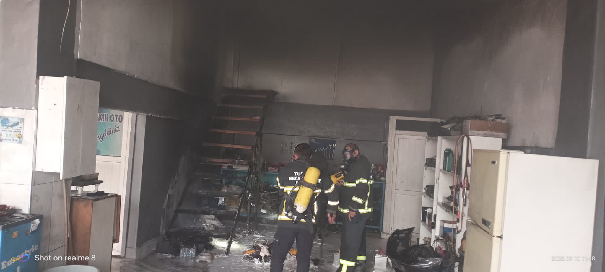 Merzifon’da iş yerinde çıkan yangın söndürüldü