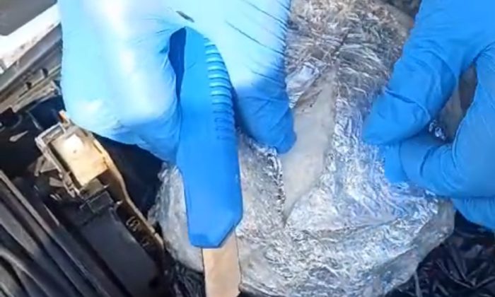 Samsun’da elektrikli süpürgeye gizlenmiş 1 kilogram uyuşturucu ele geçirildi