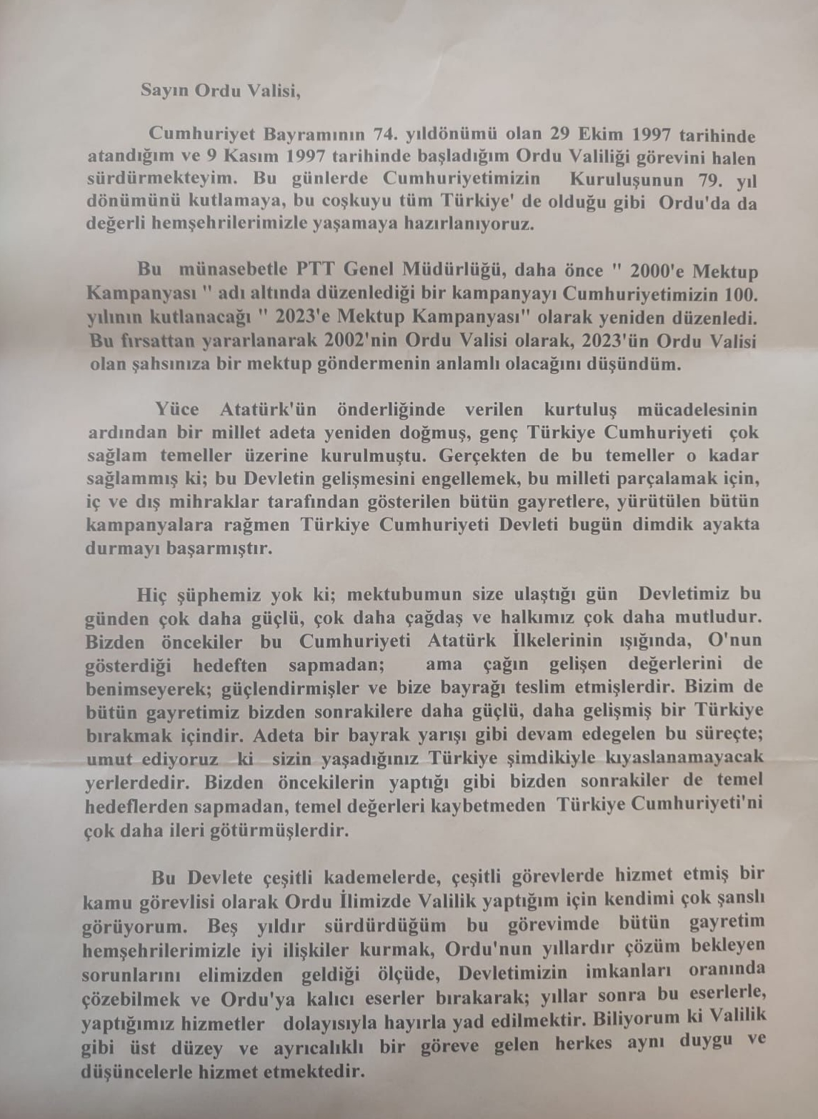 Eski Ordu Valisi Yazıcıoğlu’nun 21 yıl önce yazdığı mektup, Vali Erol’a teslim edildi