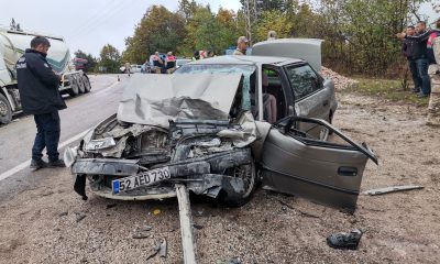 GÜNCELLEME – Ordu’da otomobil ile tırın çarpıştığı kazada 3 kişi öldü, 3 kişi yaralandı