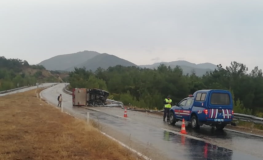 Kastamonu’da 2 trafik kazasında 3 kişi yaralandı