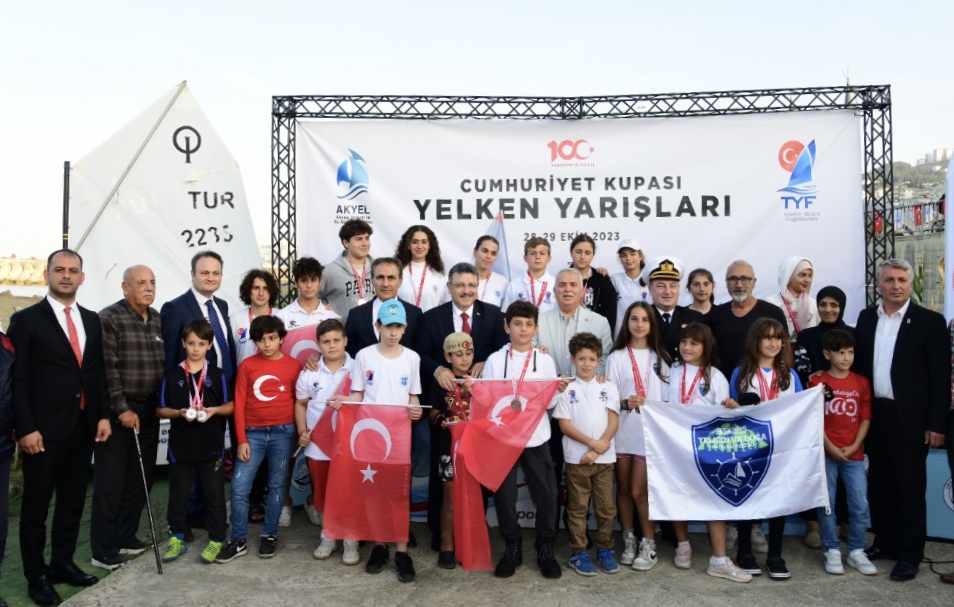 Trabzon’da Cumhuriyet Kupası Yelken Yarışları sona erdi