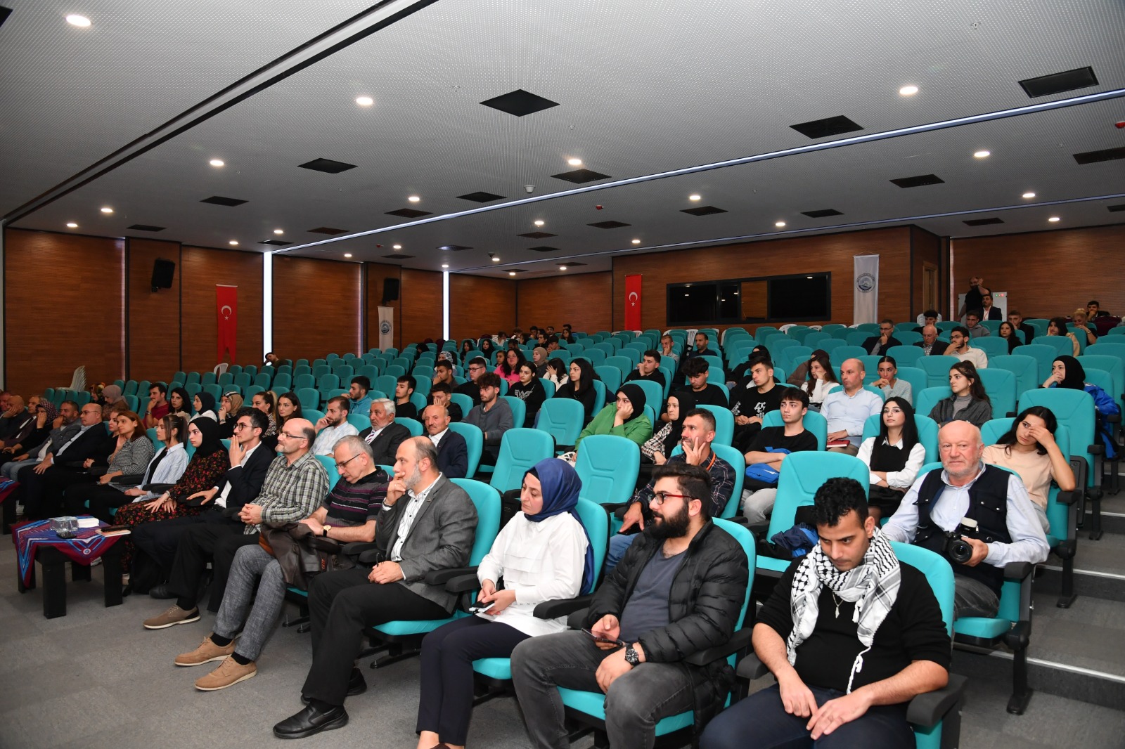 Trabzon’da “Filistin ve Kudüs” konulu konferans düzenlendi