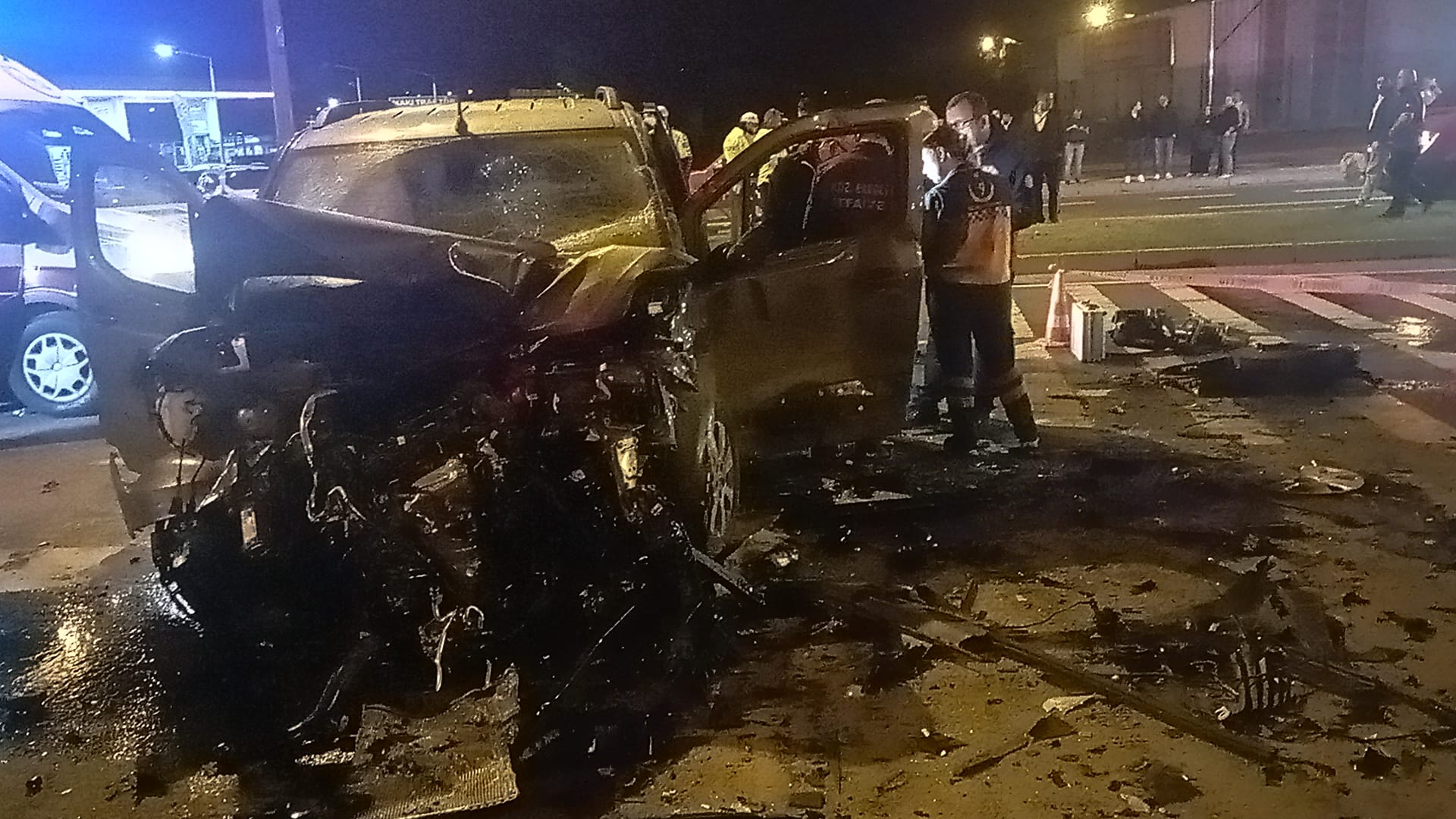 Zonguldak’ta iki otomobilin çarpıştığı kazada 1 kişi öldü, 2 kişi yaralandı