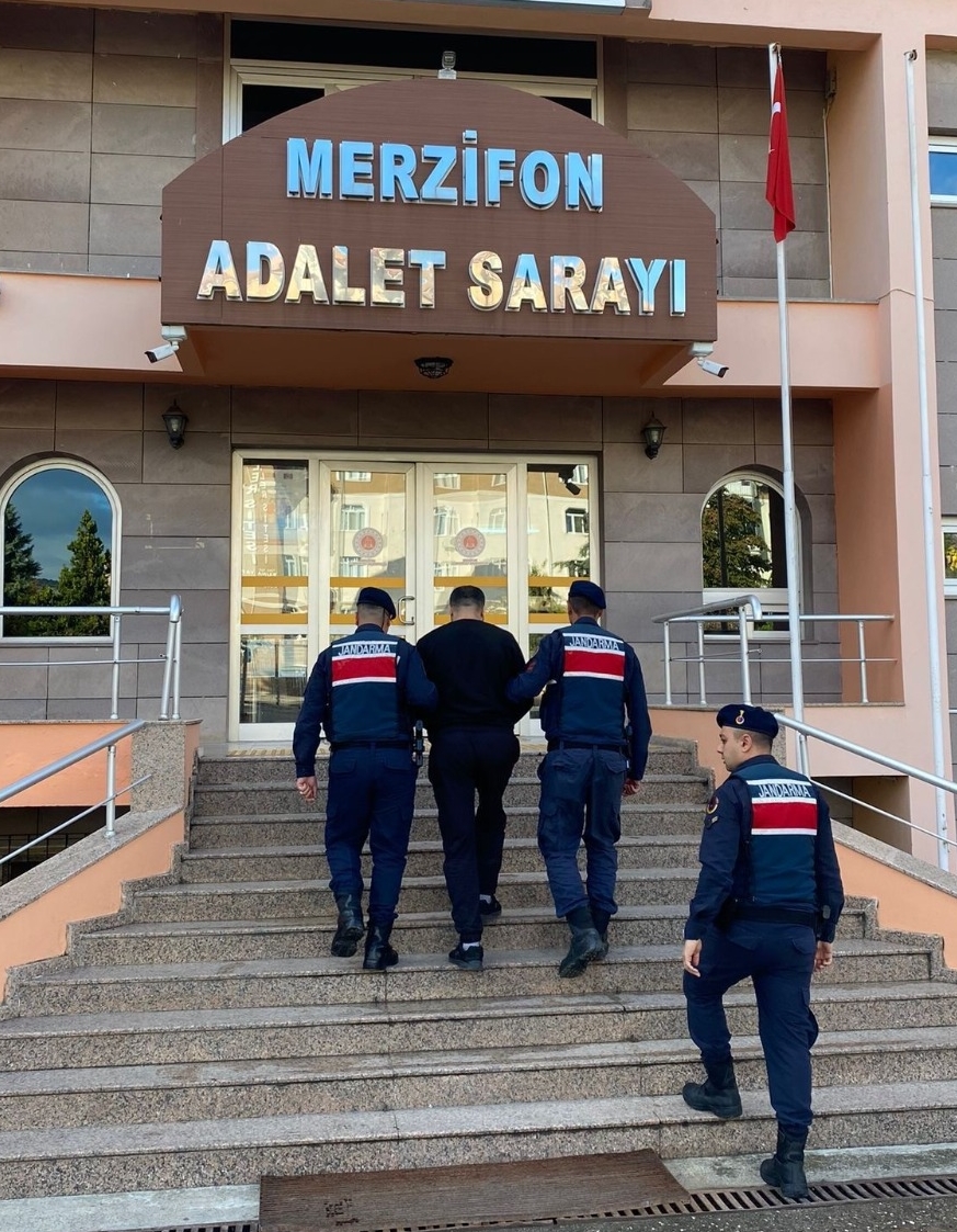 Amasya’da aranan 45 kişi jandarma ekiplerince yakalandı