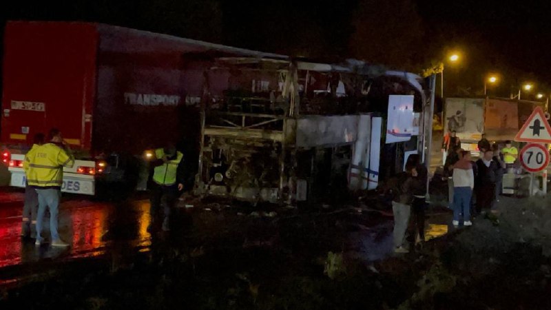 Bolu Dağı Düzce geçişinde yolcu otobüsünde çıkan yangın söndürüldü
