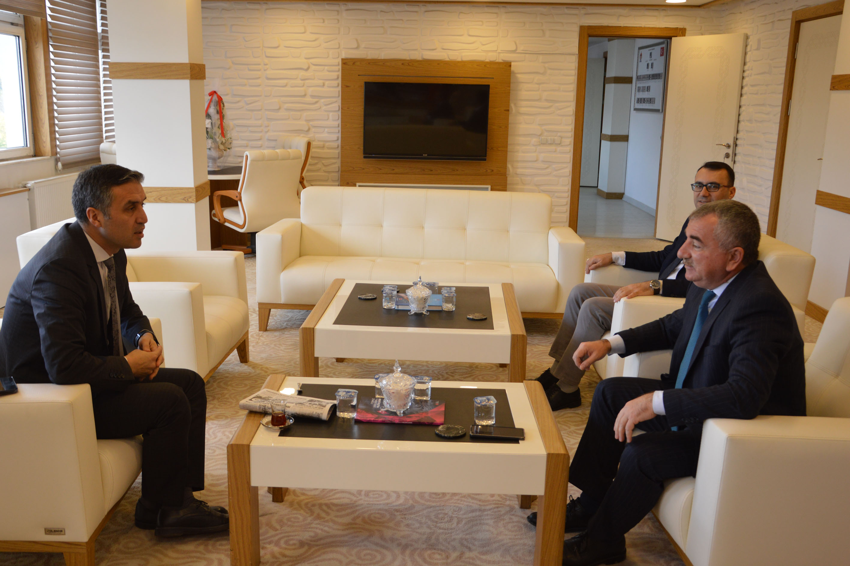 OKA Genel Sekreteri Şahin’den Havza Belediye Başkanı Özdemir’e ziyaret