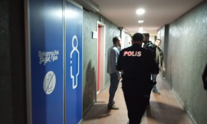 Samsun’da bir kişi alışveriş merkezi tuvaletinde ölü bulundu