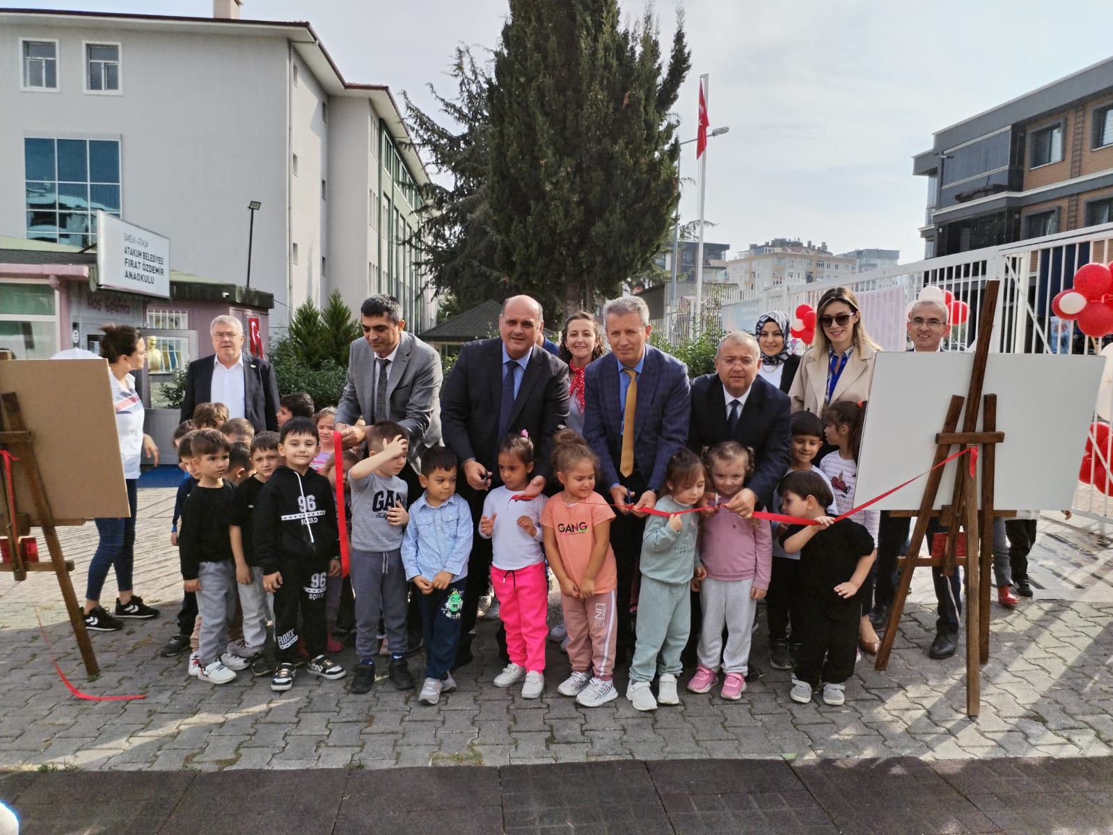 Samsun’da minik öğrencilerden “Cumhuriyet ve Atatürk” temalı kolaj sergi