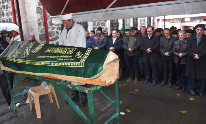 Zonguldak’taki gemi kazasında ölen denizcinin cenazesi Giresun’da toprağa verildi