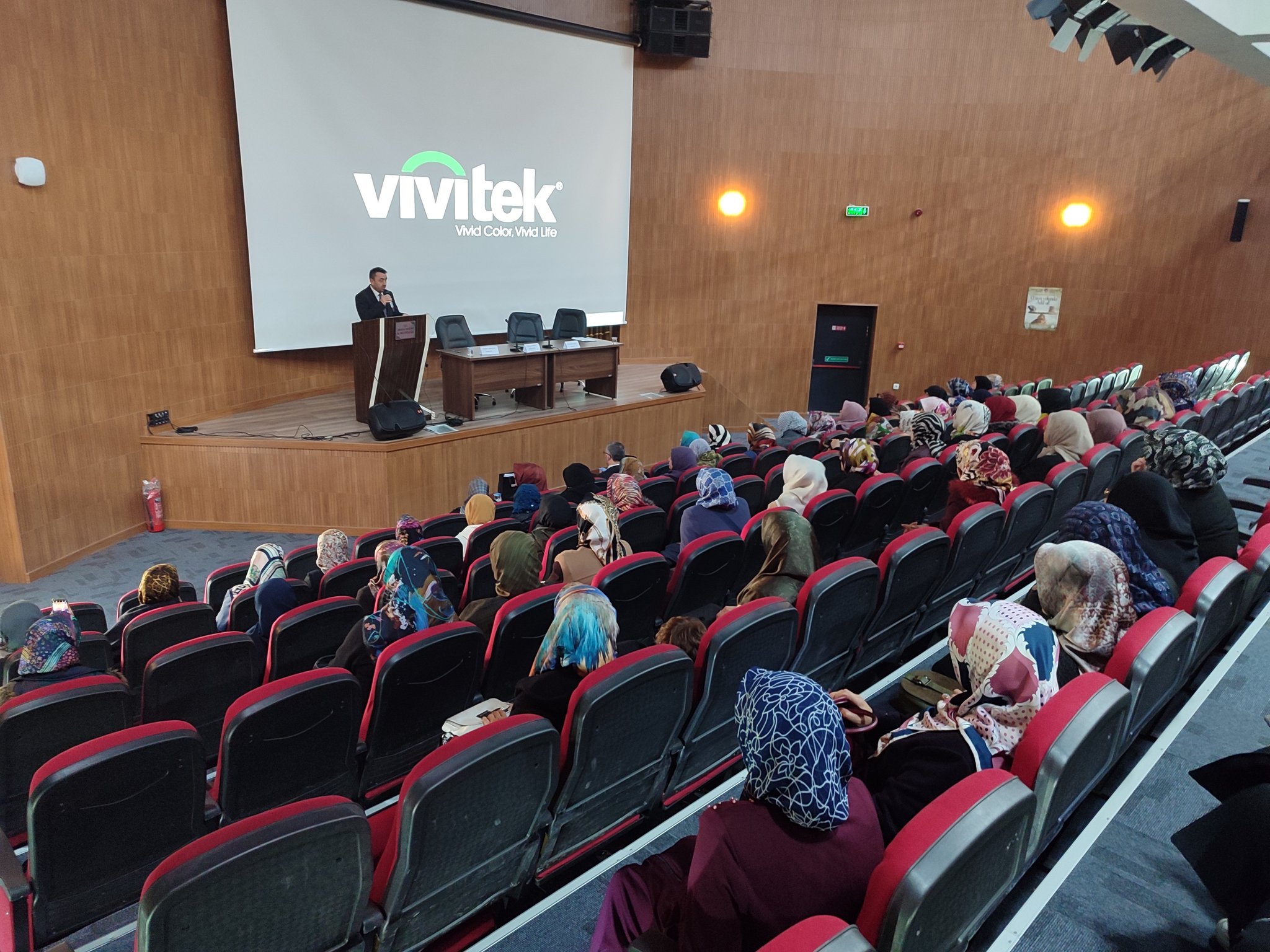 Amasya’da Kadına Yönelik Şiddetle Mücadele Paneli düzenlendi