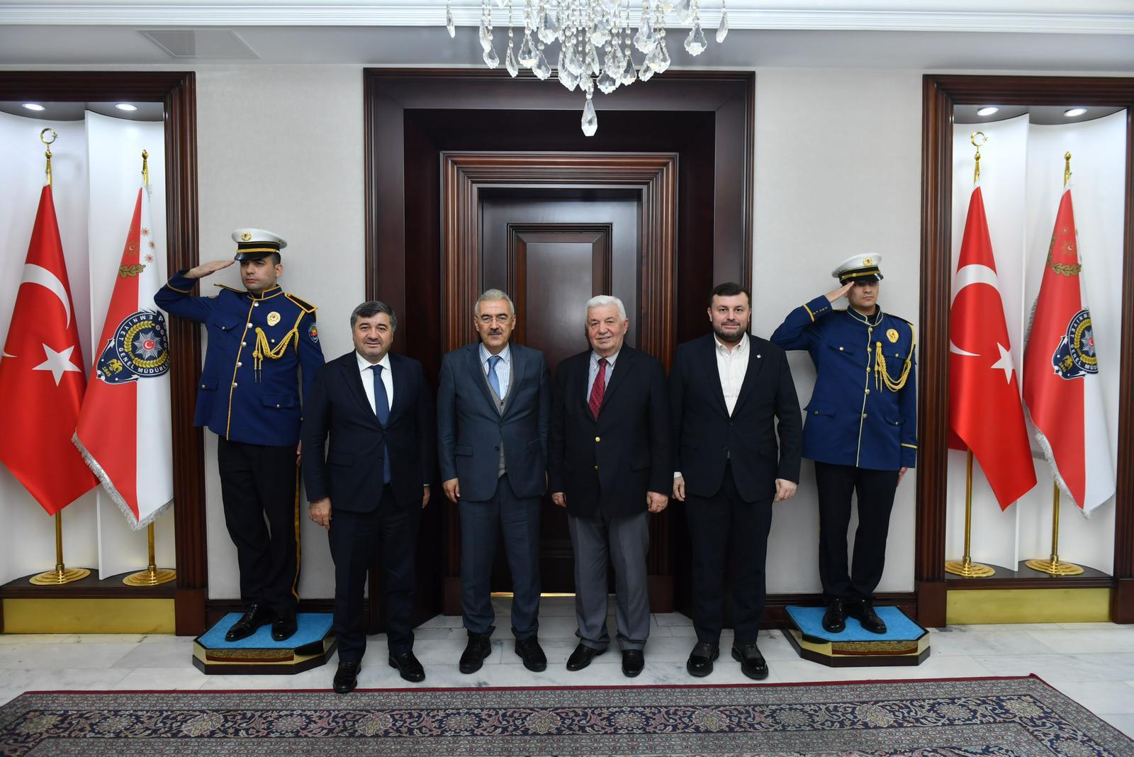 Giresun Belediye Başkanı Şenlikoğlu, Ankara’da ziyaretlerde bulundu