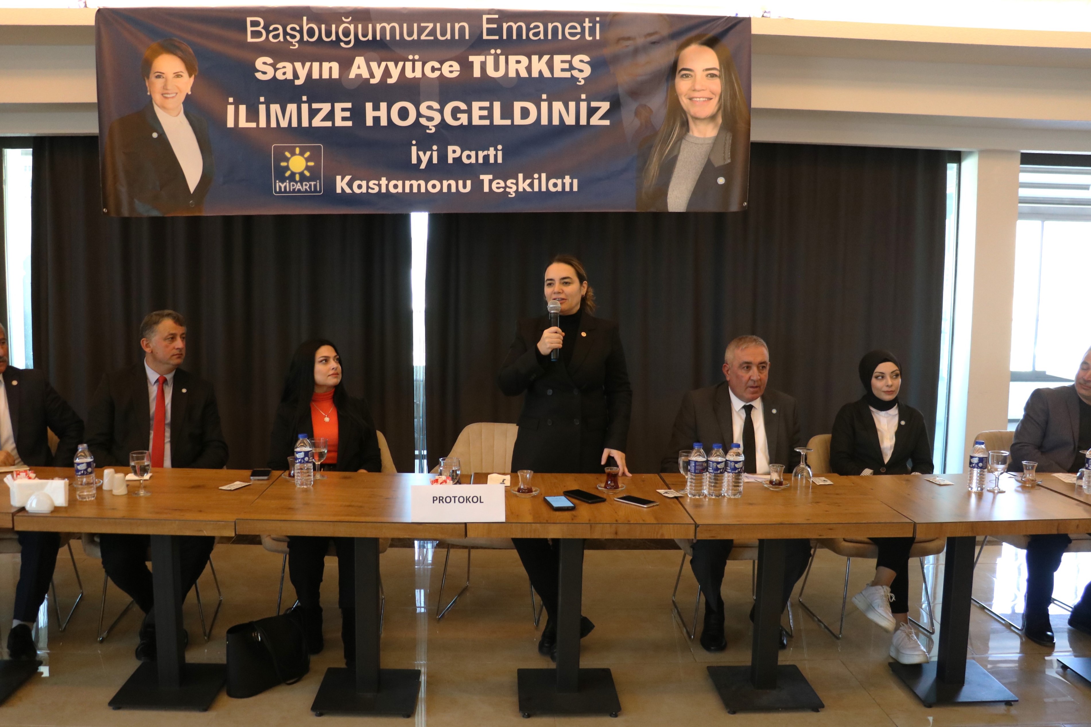 İYİ Parti Genel Başkan Yardımcısı Ayyüce Türkeş Taş, Kastamonu’da partililerle buluştu