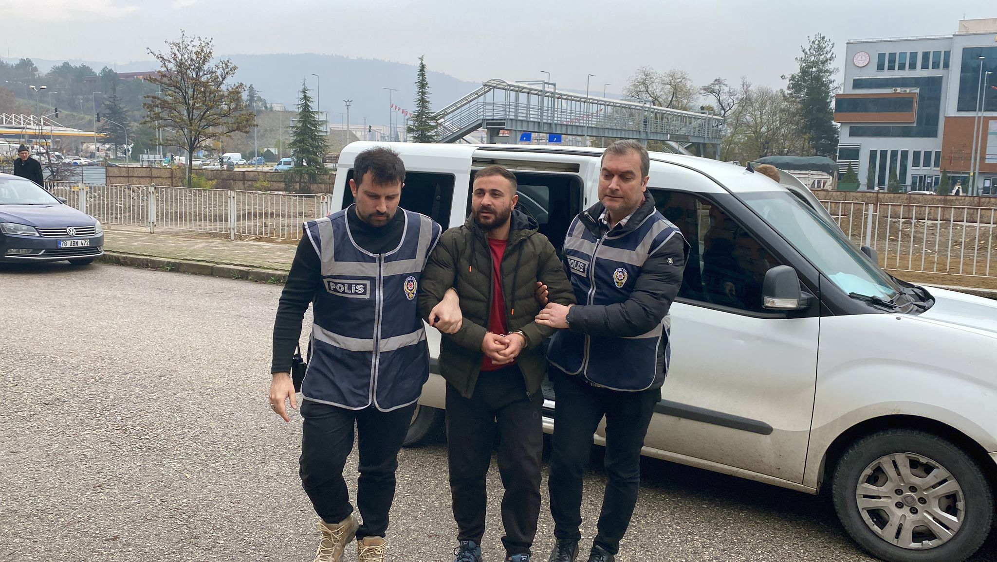 Karabük’te 17 yıl kesinleşmiş hapis cezası bulunan kişi yakalandı