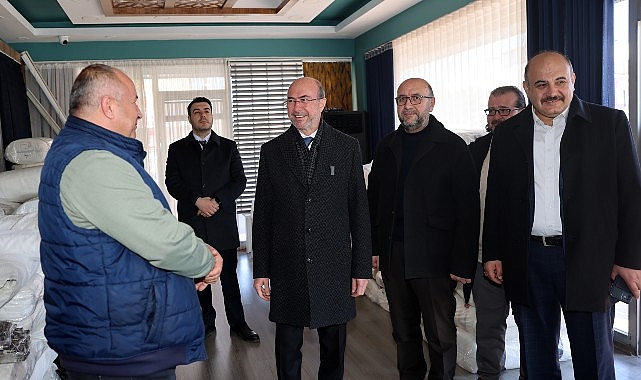Selçuklu Belediye Başkanı Ahmet Pekyatırmacı Manifaturacılar Sitesi’ndeki işyerlerine ziyaret gerçekleştirdi