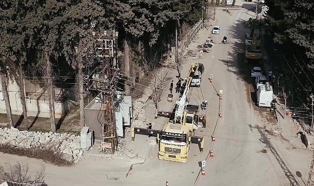 Toroslar EDAŞ’tan deprem bölgesinde asrın elektrik dağıtım operasyonu
