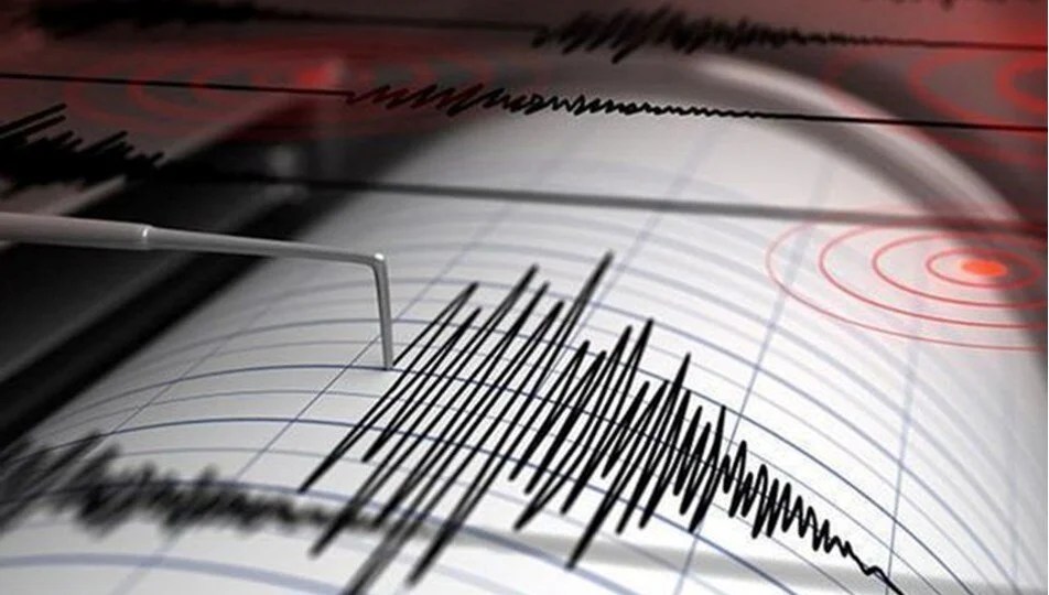 Karadeniz sallandı: Samsun'da deprem!