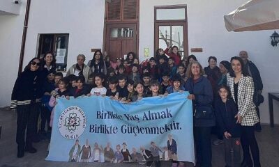 Muğla Büyükşehir Belediyesi Yaşlılara Saygı Haftası’nı Türk Sanat Müziği Korosu konseri, ebru sanatı, sinema, sohbet ve ziyaretlerle kutladı