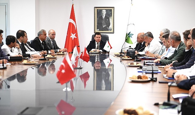 Başkan Aydın’dan birim kurmaylarıyla istişare toplantısı