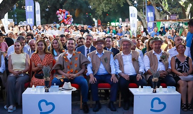 Burhaniye Belediyesi Tarih, Şifa ve Kültür Teması İle Düzenlenen Aromaterapi Festivali Ören’de Başladı