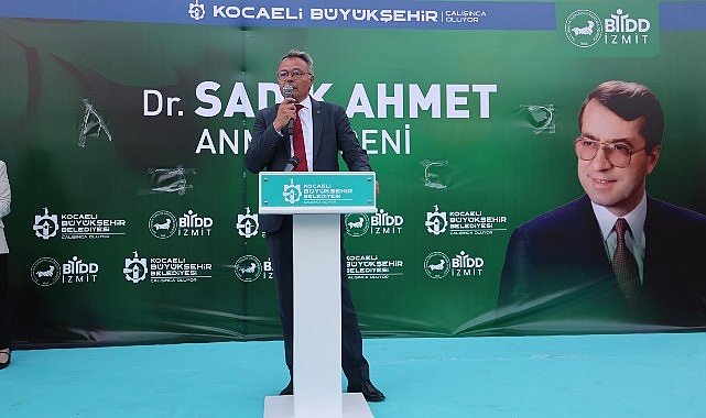 Dr. Sadık Ahmet dualarla anıldı