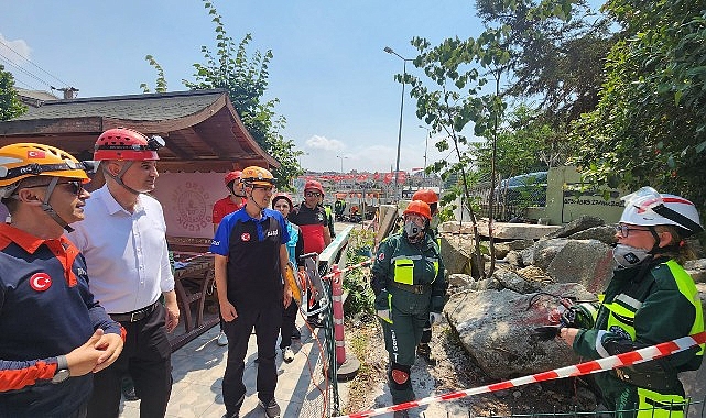 Kocaeli’nin İlk Türkiye’nin 2. Akredite Kadın Arama Kurtarma Ekibi