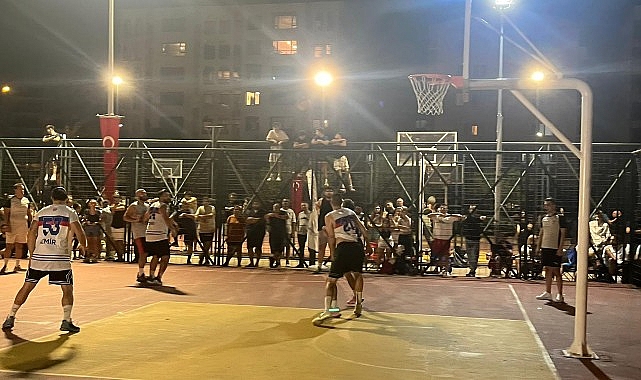 Sokak basketbolu heyecanı Göztepe’de devam etti