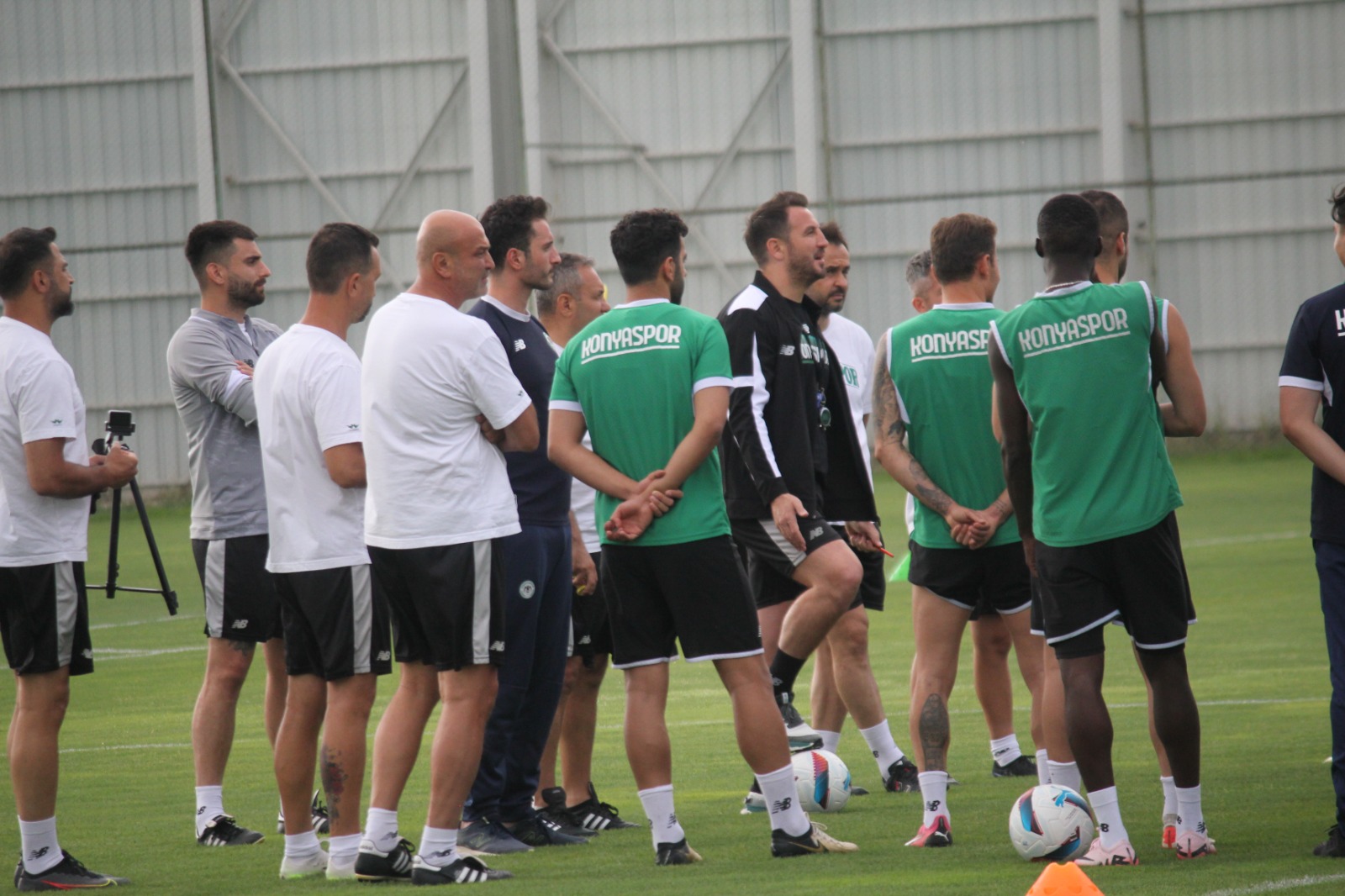 Konyaspor, Beşiktaş maçının mesaisine başlıyor