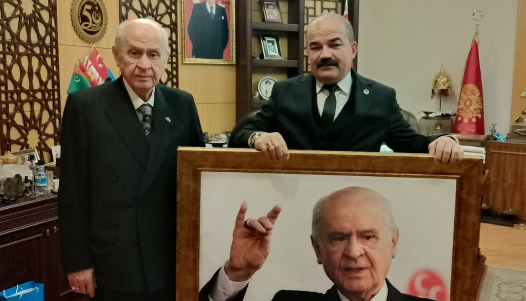 MHP Burdur İl Başkanı Gültekin Oktay görevinden ayrıldı