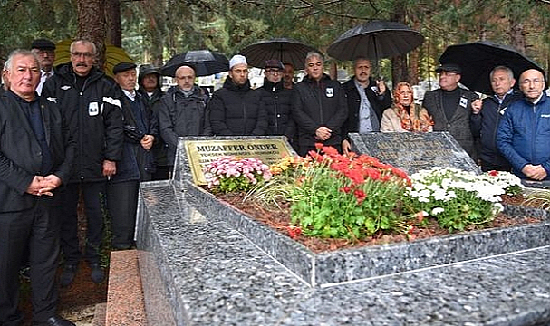 Muzaffer Önder Kabri Başında Anıldı