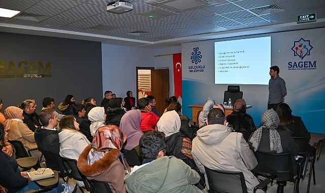 Selçuklu Aile Gelişim Merkezi (SAGEM) tarafından ailelere yönelik olarak “Çocukla İletişim ve Çiftler Arasında Etkili İletişim” konulu seminer düzenlendi.