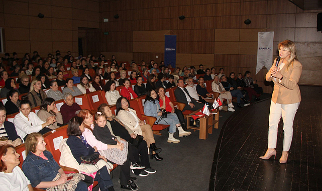 SAMİKAD’dan 8 Mart’a Özel Anlamlı Etkinlik: “Adın Kadın” Sahnelendi